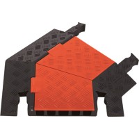 Guard Dog 45 Degree Right Turn For 5 Ch Cable Protector - Orange Lid/Black Ramps